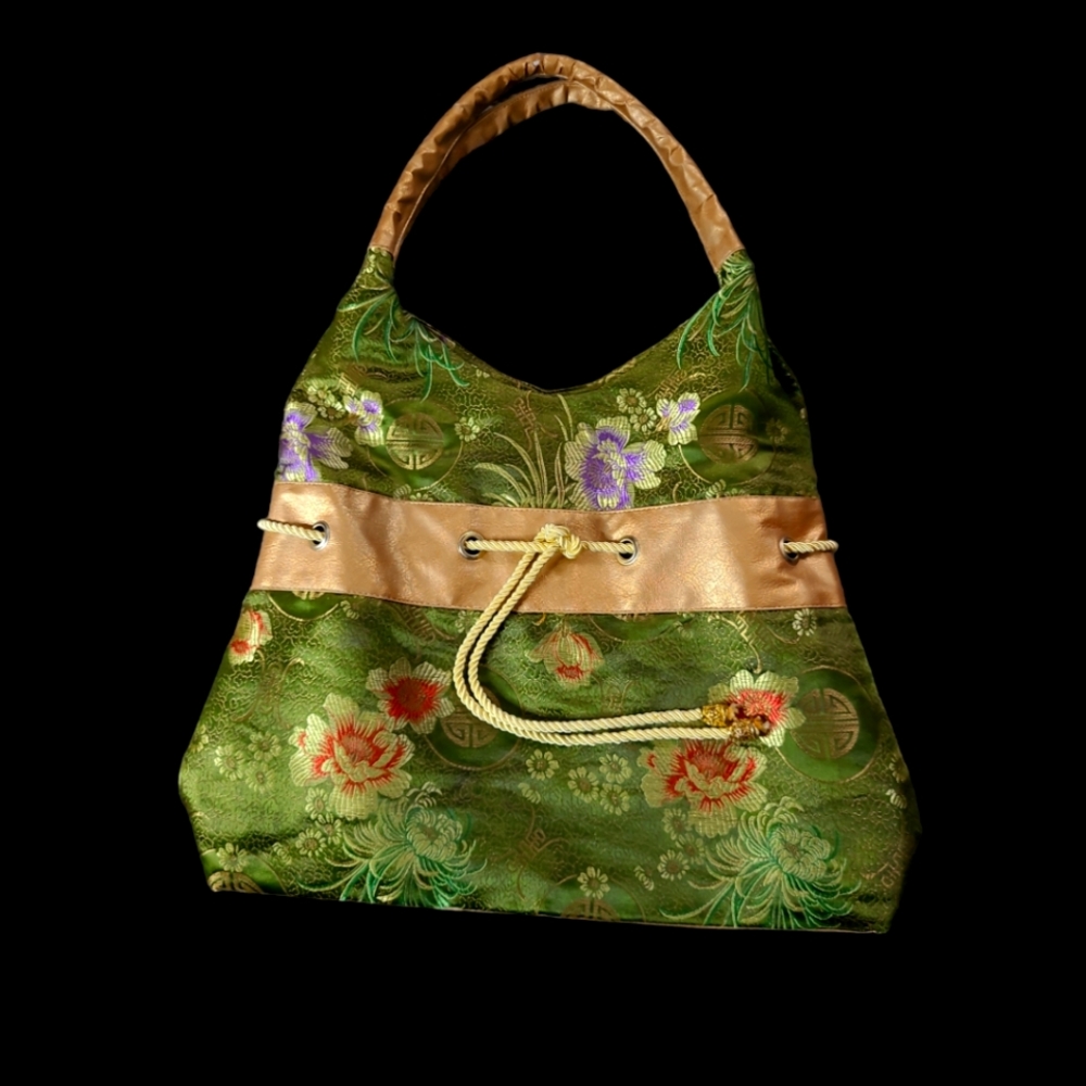 Vintage oriental handbag